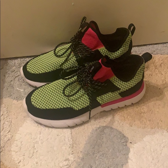 Cu4tro Other - *SOLD* Unisex Cu4tro Bolt Shoes